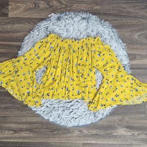 Passport Off shoulder top